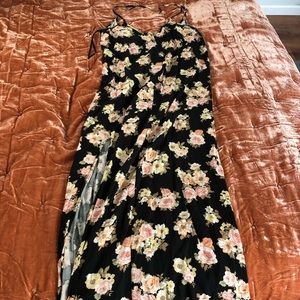 Lightweight maxi dress